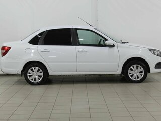 2022 Lada (ВАЗ) Granta I Рестайлинг, белый, 700000 рублей, вид 5