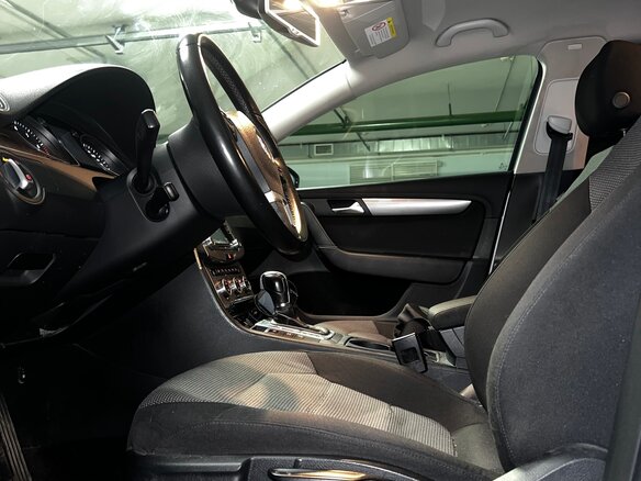 2012 Volkswagen Passat B7, серый, 1100000 рублей - вид 9