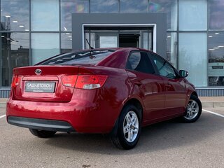 2010 Kia Cerato 6-speed II, красный, 635000 рублей, вид 4