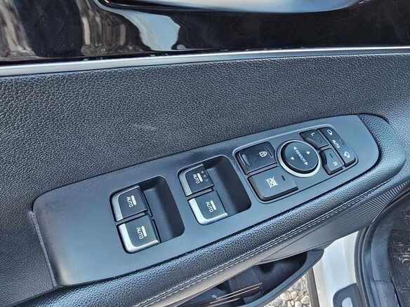 2016 Kia Sorento III Prime, белый - вид 15