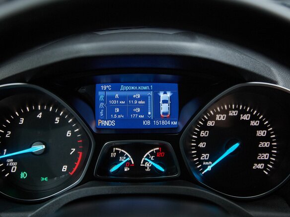 2016 Ford Kuga II, чёрный, 1299000 рублей - вид 17