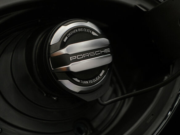 2026 Porsche Panamera GTS III, чёрный, 29700000 рублей - вид 11