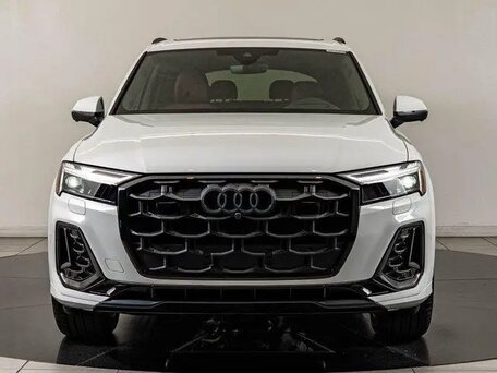 2026 Audi Q7 55 TFSI II (4M) Рестайлинг 2, белый, 7910882 рублей, вид 2