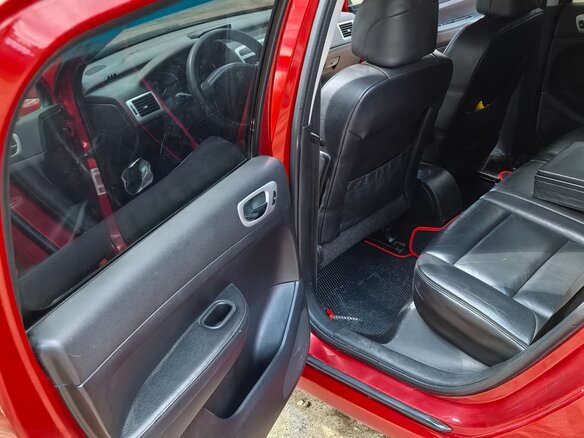 2007 Peugeot 307 I Рестайлинг, красный, 320000 рублей - вид 16