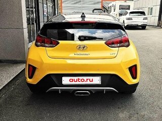 2019 Hyundai Veloster II, жёлтый, 1199912 рублей, вид 4