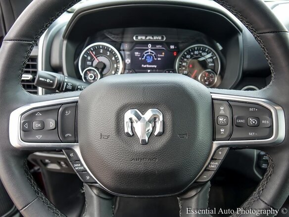 2025 Ram 1500 Quad Cab V Рестайлинг, красный, 5552100 рублей - вид 6