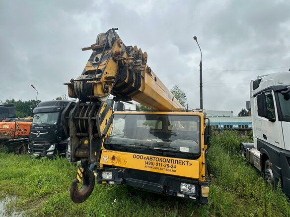 2009 XCMG QY25K, золотистый, 3800000 рублей