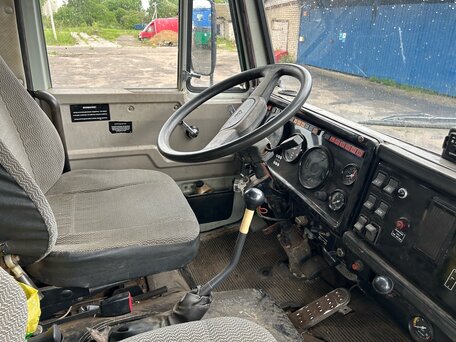 2003 КамАЗ 4310, белый, 1450000 рублей, вид 5
