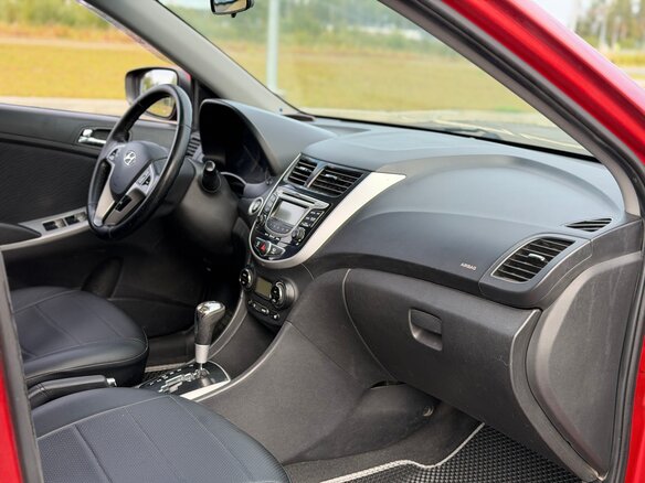 2011 Hyundai Solaris I, красный - вид 14