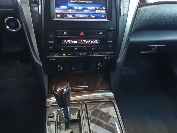 2015 Toyota Camry VII (XV50) Рестайлинг, чёрный, 1750000 рублей - вид 10