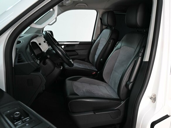 2021 Volkswagen Multivan T6 Рестайлинг, белый, 6100000 рублей - вид 9