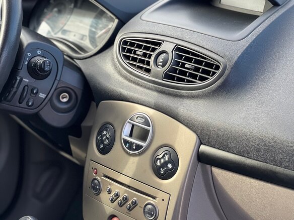 2008 Renault Clio III, красный, 390000 рублей - вид 23