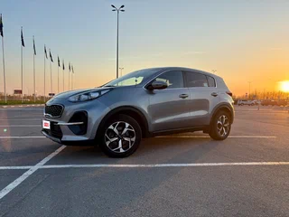 2020 Kia Sportage IV Рестайлинг, серый, 2740000 рублей, вид 2