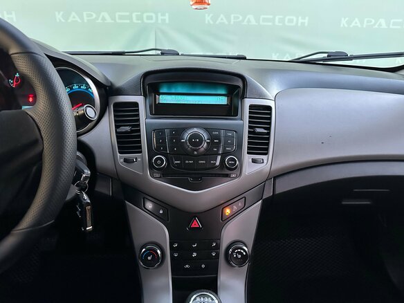 2012 Chevrolet Cruze I, чёрный, 697000 рублей - вид 9