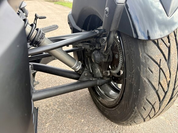 2018 BRP Can-Am Spyder, чёрный, 1550000 рублей - вид 9