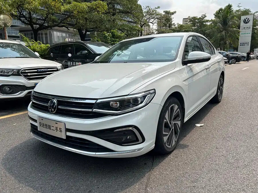 Открыть фотографии: Volkswagen Bora IV (China Market) Рестайлинг