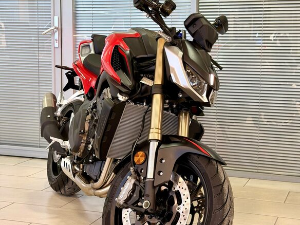 2026 QJMotor SRK 800, красный, 820000 рублей - вид 8