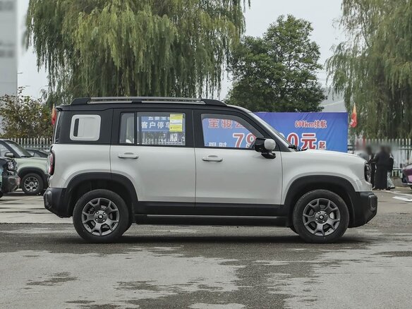2026 Baojun Yep Plus, серый, 1740000 рублей - вид 4