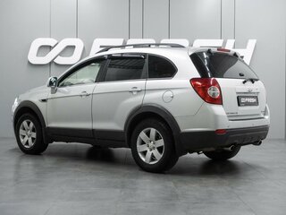 2012 Chevrolet Captiva I Рестайлинг, серебристый, 909000 рублей, вид 2