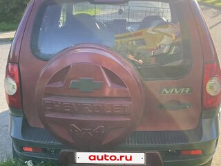 2008 Chevrolet Niva I, пурпурный, 370000 рублей, вид 3