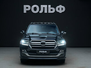 2018 Toyota Land Cruiser 200 Series Рестайлинг 2, чёрный, 6490000 рублей, вид 2