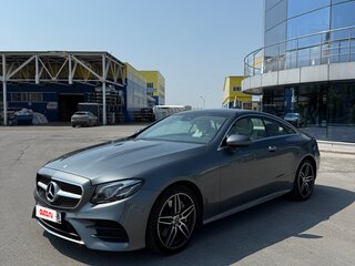 2017 Mercedes-Benz E-Класс 400 V (W213, S213, C238), серый, 4150000 рублей, вид 1