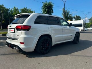 2013 Jeep Grand Cherokee SRT IV (WK2) Рестайлинг, белый, 2650000 рублей, вид 3