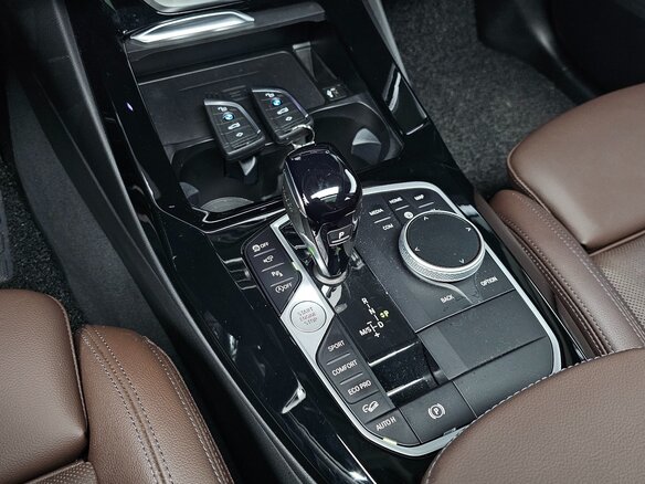 2024 BMW X3 20i xDrive III (G01) Рестайлинг, белый - вид 6