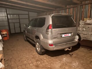 2007 Toyota Land Cruiser Prado 120 Series Рестайлинг, серебристый, 1700000 рублей, вид 3
