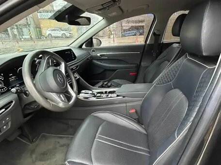 2022 Hyundai Sonata VIII (DN8), чёрный, 2250000 рублей, вид 5