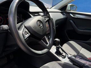 2019 Skoda Octavia III (A7) Рестайлинг, серебристый, 1899000 рублей, вид 5