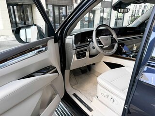 2024 Cadillac Escalade V Рестайлинг, серый, 18990000 рублей, вид 2