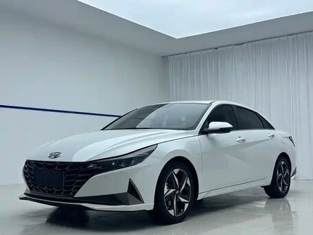 2022 Hyundai Elantra VII (CN7), белый, 1800000 рублей, вид 1