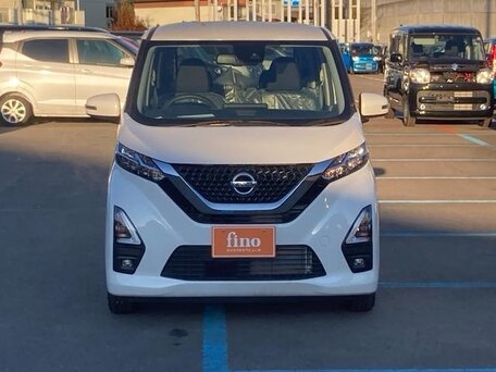 Nissan Dayz II