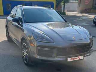2018 Porsche Cayenne Turbo III, серебристый, 6585408 рублей, вид 2