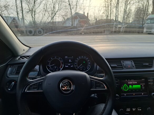 2017 Skoda Rapid I Рестайлинг, белый, 950000 рублей - вид 6