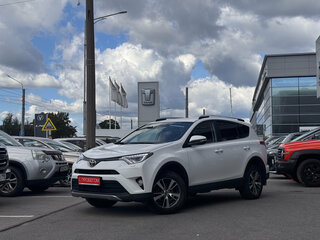 2019 Toyota RAV4 IV (XA40) Рестайлинг, белый, 2250000 рублей, вид 3