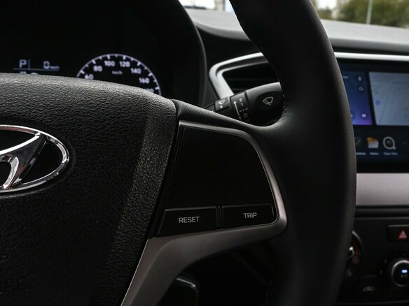 2018 Hyundai Solaris II, чёрный - вид 16