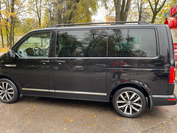 2019 Volkswagen Multivan T6, чёрный, 5800000 рублей - вид 2