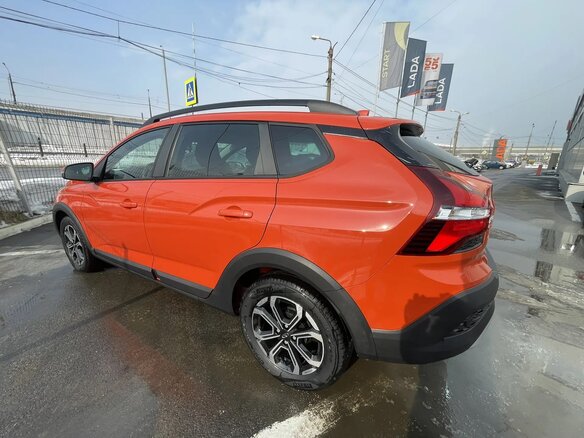 2026 Lada (ВАЗ) Iskra SW Cross, оранжевый - вид 9