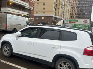2013 Chevrolet Orlando I, белый, 880000 рублей, вид 4