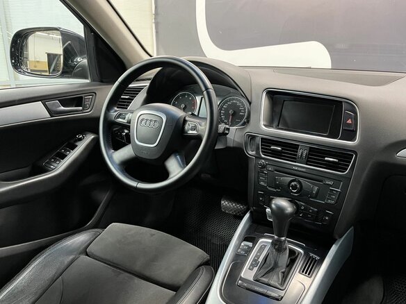 2009 Audi Q5 I (8R), чёрный - вид 8