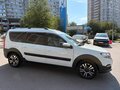 2025 Lada (ВАЗ) Largus Cross I Рестайлинг, белый, 1484000 рублей - вид 6