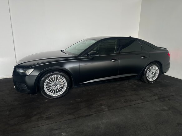 2022 Audi A6 45 TDI V (C8), чёрный, 5900000 рублей - вид 2
