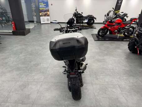 2021 Honda X-ADV, серый, 1369500 рублей, вид 4