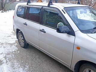 2008 Toyota Probox I, серебристый, 650000 рублей, вид 2