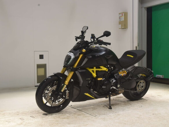 2022 Ducati Diavel 1260, чёрный, 2200000 рублей - вид 3