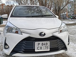 2019 Toyota Vitz III (XP130) Рестайлинг 2, белый, 1150000 рублей, вид 1