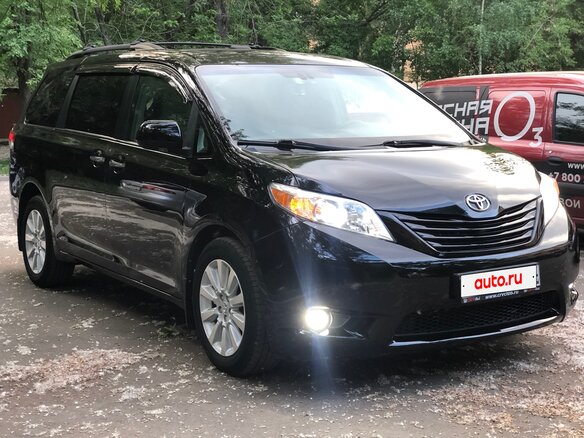 2012 Toyota Sienna III, чёрный, 2535000 рублей - вид 2