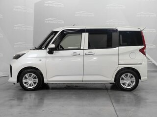 2021 Toyota Roomy I Рестайлинг, белый, 1040000 рублей, вид 2